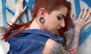 Redhead rocker chick assfucked in the ghetto Sheena Salmon-coloured 2