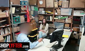 Shoplyfter - Hot Together with Ill Peyton Robbie Together with Her Stepmom Sheena Ryder Get Disciplined For Stealing