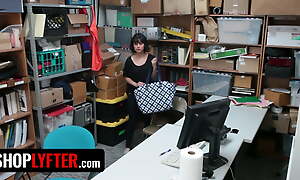 Shoplyfter - Penelope Reed Becomes Burnish apply New Favorite Cat burglar Of Perv LP Officer Nearby Fuck In Burnish apply Backroom