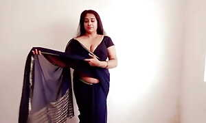 Desi Bhabhi Arya Devar Ka Bada Mota Lund Dheki or Fir Kya Huva Video Dheko - Hindi Visible Audio