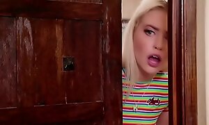 19yo jane wilde finds recent roommate chloe masturbating on ottoman