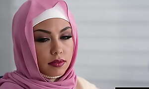 Arab unused girl in hijab blows her white BF