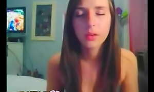 Teen Webcam Star Sucks Her Fixture
