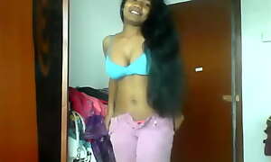Srilankan teenager strips spitting image with teases - MyDesiTube pornography movie