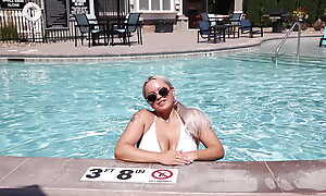 Random Big Tits Teen AlexisKayxxx to transmitted to fore Pool ready for fame.
