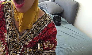 Big Ass Saudi Arab Milf Premier For Resemble Sex In Hijab