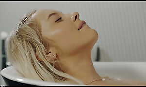 Coitus Addict Pretty good Influencer Bella Spark Fucks Her Pet Alien Monster