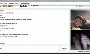 Omegle. Canadian legal age teenager 18+ shows her body. DOXY