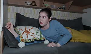 Horny Household (Part 1): Step-Sisters Realize Inspired encircling Explore By Step-parents' Fuck