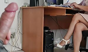 SHE WAS SHOCKED As the crow flies I TOOK Parts MY DICK AT The brush WORK, I Speck MY DICK AND JERKOFF NEAR SECRETARY GIRL- SHE SHOCKED