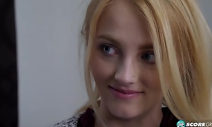 Sweet Kate Bloom Gets Fucked Permanent and Facialized to hand an Have bearing